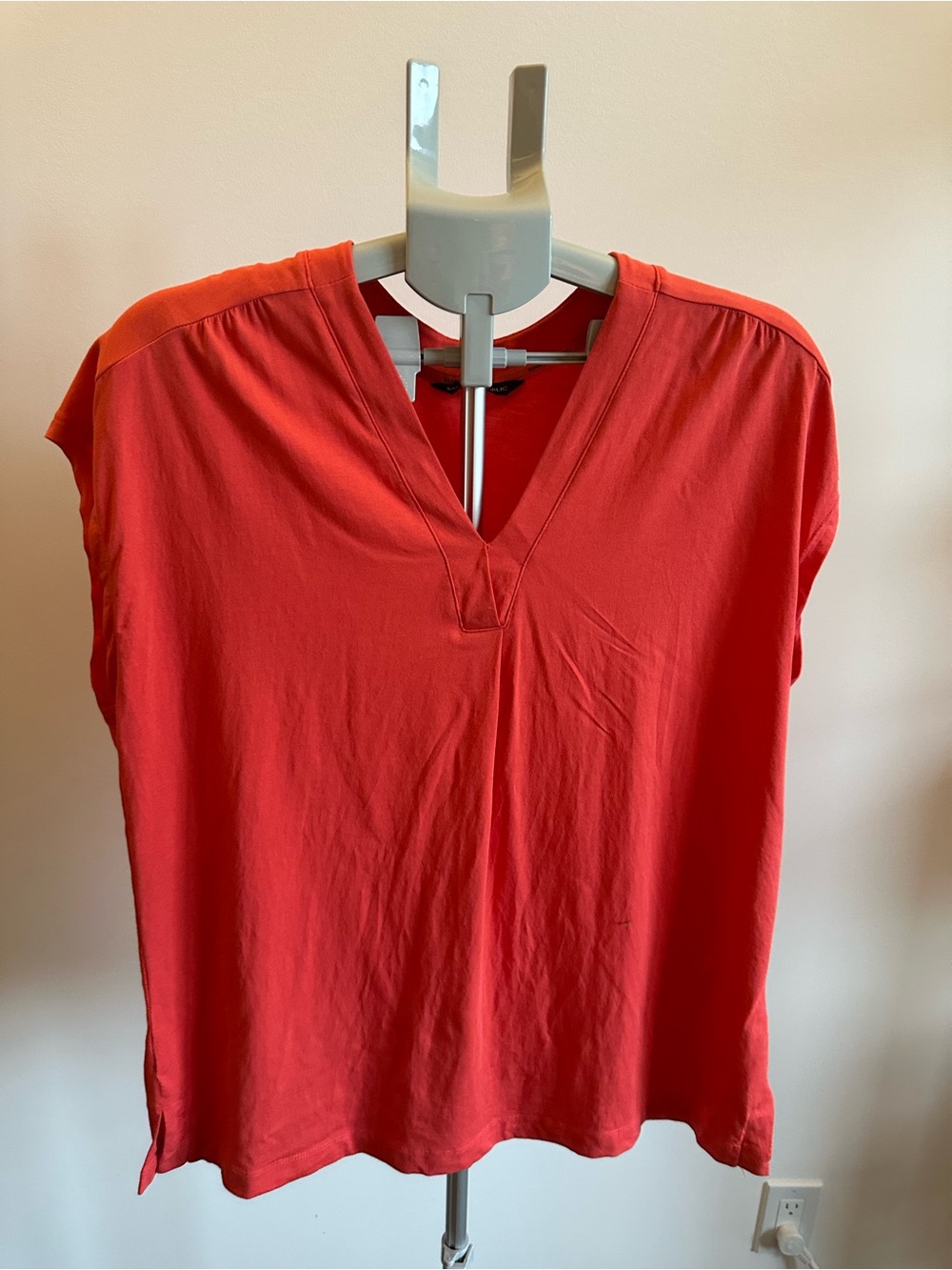 Banana Republic Coral Red V-Neck Sleeveless Tank